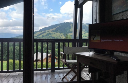 Le Planellet Apartment | Cozy lodge right on the ski slopes
