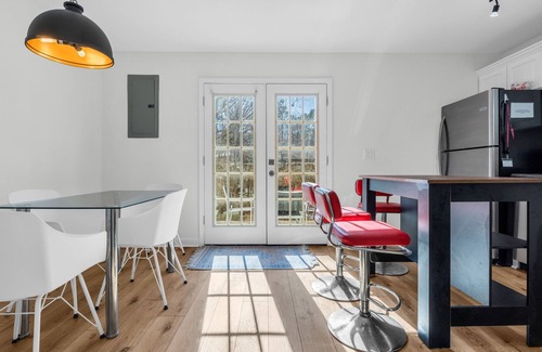 Oxford Condo | Cozy Loft | 1 Mile-Campus | Central