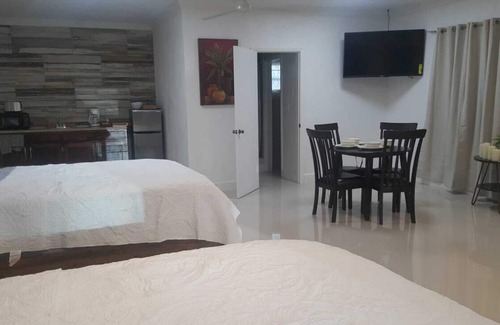 Nassau Apartment | Cozy Loft Apartment With All The Comforts Of Home