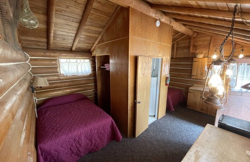 Helena Cabin | Cozy Log Cabin #1 on Beautiful Canyon Ferry Lake