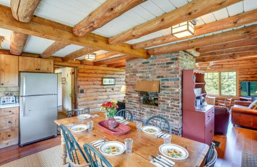 Wilmington House | Cozy Log Cabin Near Mt Snow Views, Modern Comfort