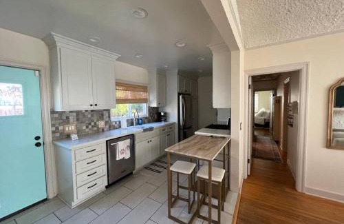 Eastside House | Cozy Long Beach Bungalow!