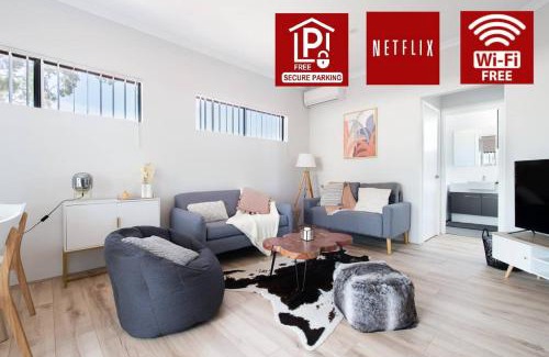 Attadale Apartment | Cozy Lovely 2bdrm Walk To River