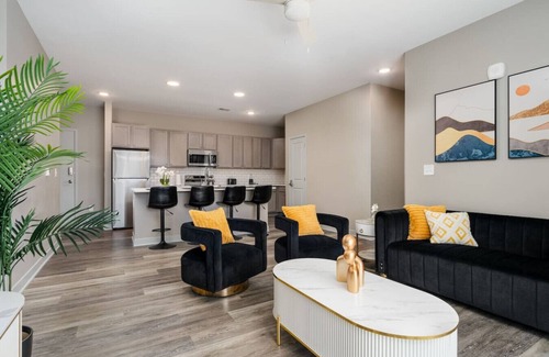 Whitestown Apartment | Cozy Lux Haven Whitestown