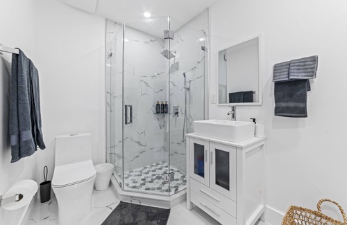 Richmond West Apartment | Cozy Luxury Room. Luxurious studio retreat with sleek design.