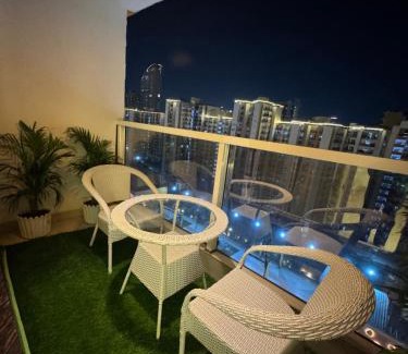 Noida Apartment | Cozy & Luxury Studio with Pool Access