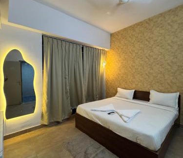 Noida Apartment | Cozy & Luxury Studio with Pool Access