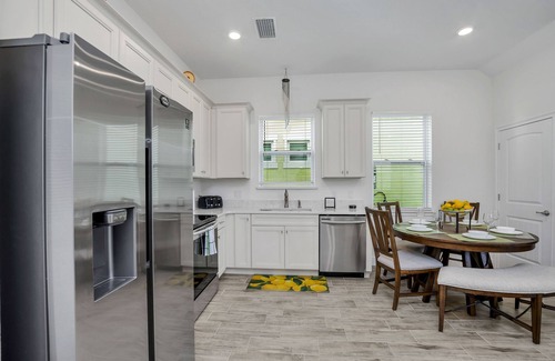 West Kissimmee Cottage | Cozy Margaritaville Cottage, Near Disney + Universal!