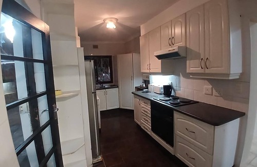 Margate House | Cozy Margate Retreat Family Home With 2 Bedrooms