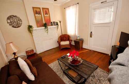 Lenox House | Cozy midtown Walkable hotspots