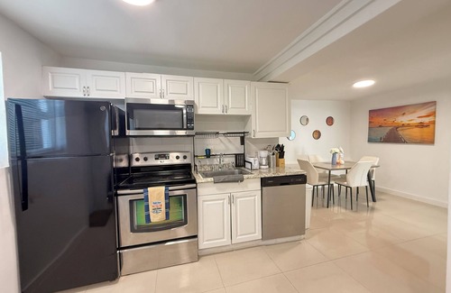 Buena Vista Apartment | Cozy & Modern 2BR Suite, Design District Miami