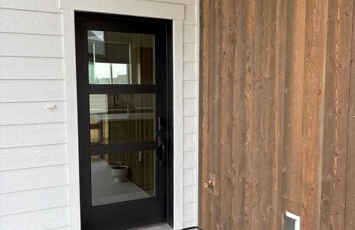 Sheridan Cabin | Cozy Modern Cabin in Ranchester WY