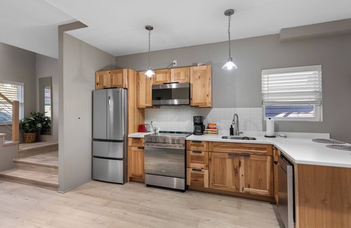 Lake Placid Apartment | Cozy Modern Home