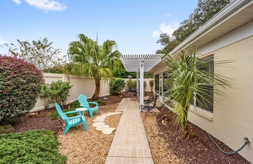 Calumet Grove Villa | Cozy modern villa close to Nancy Lopez Golf. Golf Cart Included.