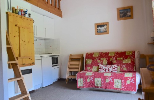 Bernex Apartment | "Cozy Mountain Apartment - Ski-in/Ski-out, Pet-Friendly, Near Lake Geneva"