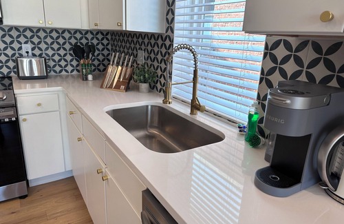 Chattanooga Condo | Cozy Mountain Basecamp on the Riverwalk, w/Rooftop Deck