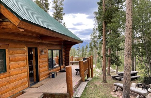 Winter Park Cabin | Cozy Mountain Family Cabin in Winter Park Neighborhood