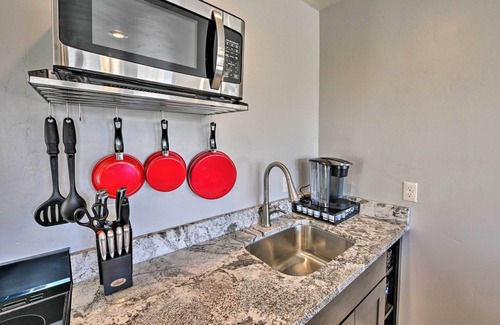 Buena Vista Apartment | Cozy Mountain Studio By Main Street & Hot Springs!