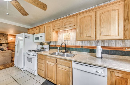 Cloudcroft House | Cozy Mountaintop Retreat < 6 Mi to Ski Cloudcroft!