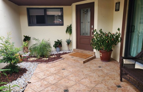 Country Club House | Cozy, neat and centrally located 1-bedroom town home