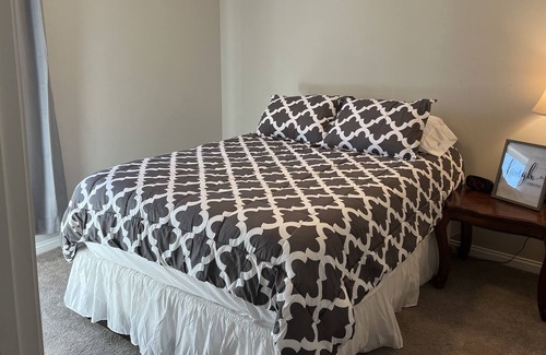 Drake House | Cozy neighborhood home with lots of charm!