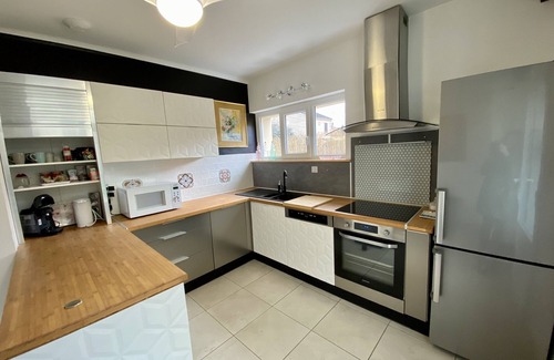 Tinqueux House | Cozy nest in champagne with Jaccuzi