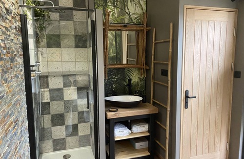 Tinqueux House | Cozy nest in champagne with Jaccuzi