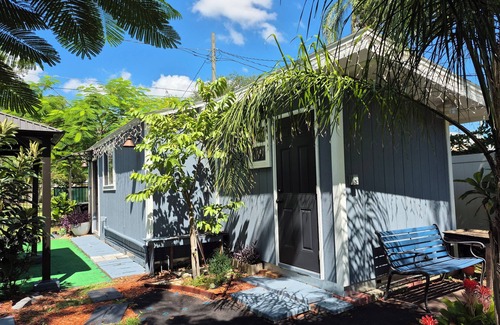 Saint Cloud Cottage | Cozy new cottage in fantastic St. Cloud with WiFi, AC