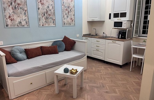 Zona XII Torre Spaccata House | Cozy, newly renovated facility with private bathrooms Close to subway