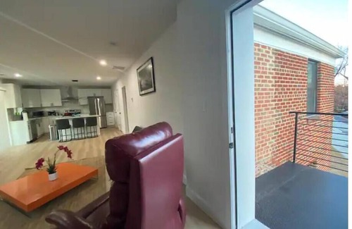 Fort Totten Apartment | Cozy Newly renovated 2 bedroom 2 bathroom in DC #3