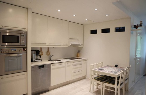 Jyvaskyla Apartment | Cozy Nordic Retreat By BookLapland