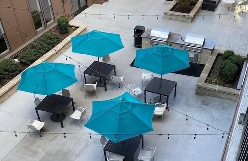 Shockoe Bottom Apartment | Cozy Oasis Downtown Richmond, Patio, Wifi-Free parkingMins to VCU