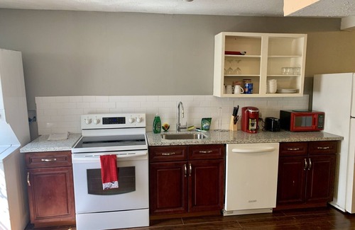 Houston House | Cozy one bedroom apartment
