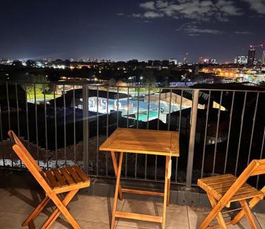 Birmingham Apartment | Cozy one Bedroom with Views In Birmingham City Center