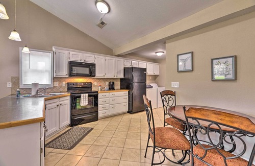 Pantego House | Cozy Pantego Cottage ~ 5 Miles to Belhaven!