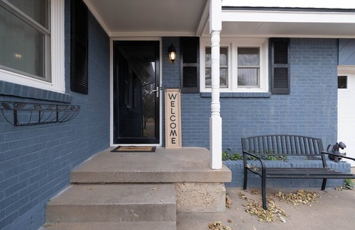 Amarillo House | Cozy Parkview Oasis With Gameroom