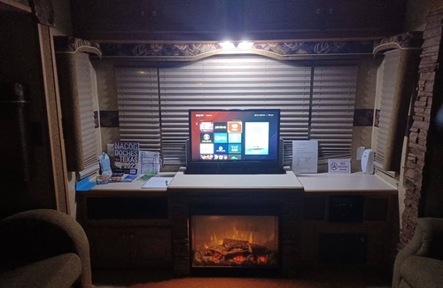 Nacogdoches House | Cozy & Peaceful 1-Bedroom RV n