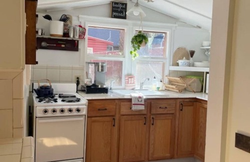 Wrightwood Cabin | Cozy Pine Cabin Near Ski Resort & Village