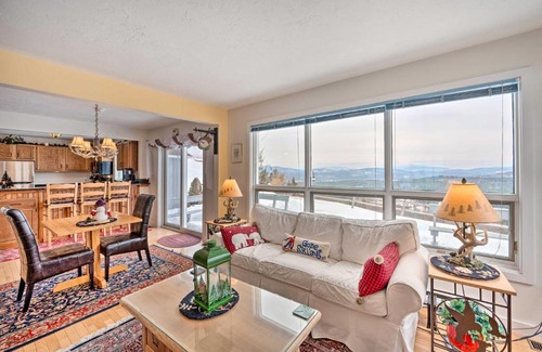 Plymouth House | Cozy Plymouth Home with Unobstructed Mtn Views!