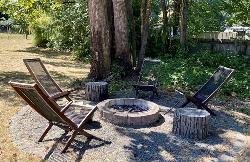 Olympia Cottage | Cozy PNW cottage w/firepit+fenced+dog friendly