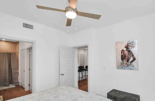 Spring Apartment | ☀️Cozy Pool View 💦1 Bedroom