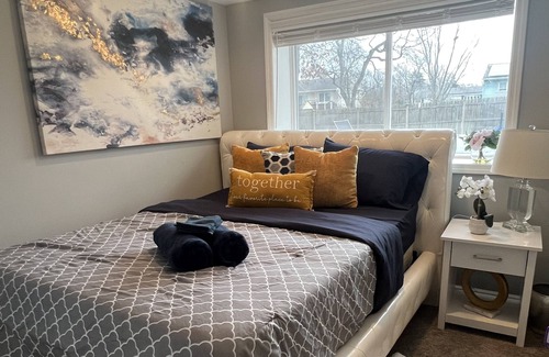 Terryville House | Cozy Private Bedroom in Quiet, Peaceful home in Port Jefferson Neighborhood