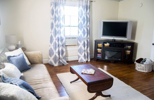 Lynchburg Apartment | Cozy Private Apartment Near Downtown Lynchburg