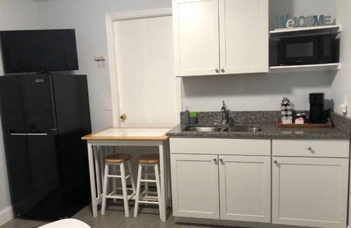 Oldsmar Apartment | Cozy, private attached apartment by Mobbly Bay.