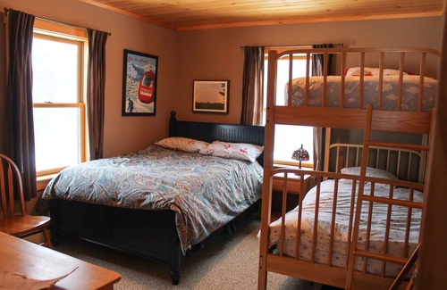 Bethel Cabin | Cozy, private, bright cabin with mountain views