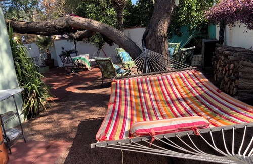 Jefferson Park Apartment | Cozy Private Casita