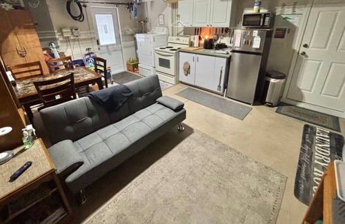 Tarpon Springs Apartment | Cozy & private guest suite in heart of Tarpon Springs!