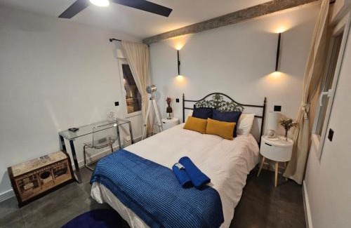 Canillas House | Cozy private room with shower #1