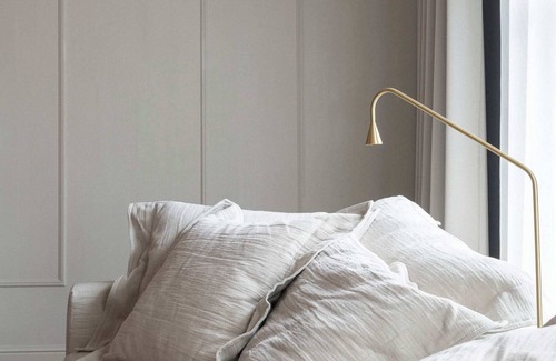 Wilde Zee Apartment | Cozy & private suite with cathedral view