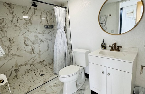 Lemon Cove Other | Cozy Private Suite with bathroom, 28 mins from Sequoia National Park.n